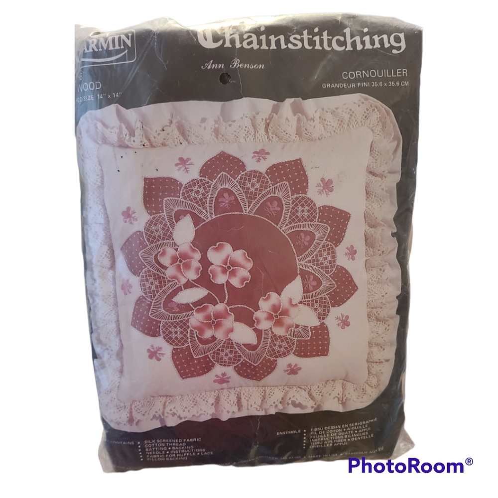 Charmin Chainstitching Kit Ann Benson Dogwood Flower Silk Screened Fabric NOS